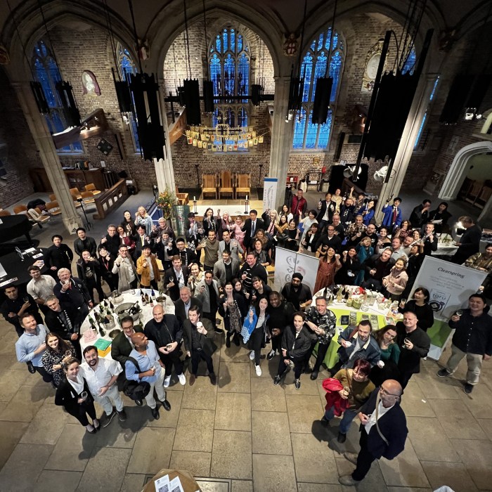 2022 Grand Tasting of Sake_group shot_square